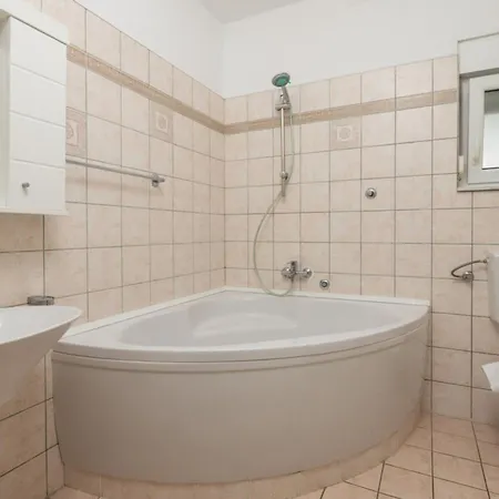 Vikendica Nikas